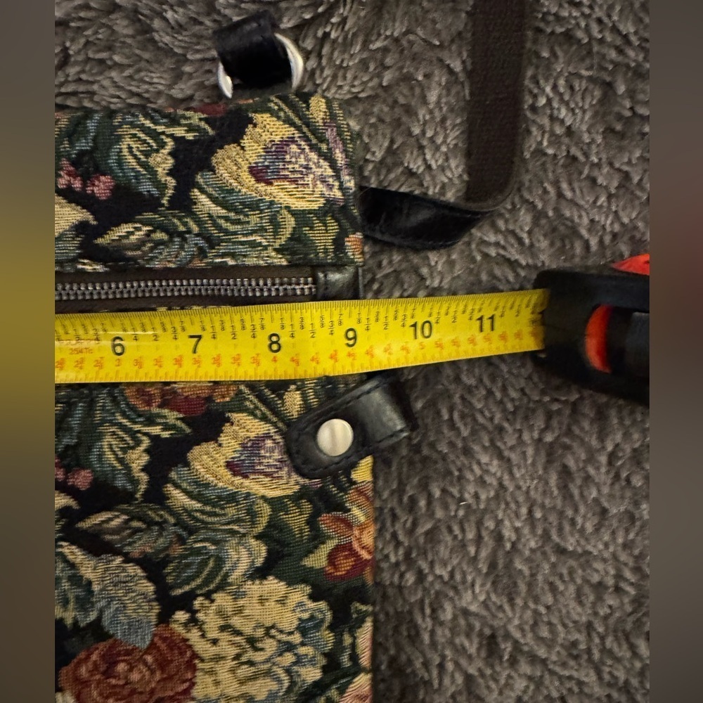PATRICIA NASH Prizzi Crossbody Bag - Picture 9 of 13